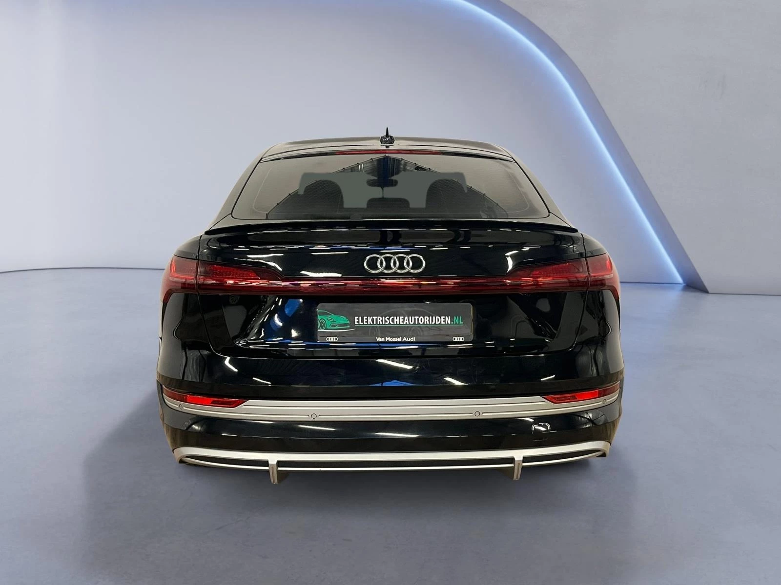 Hoofdafbeelding Audi e-tron