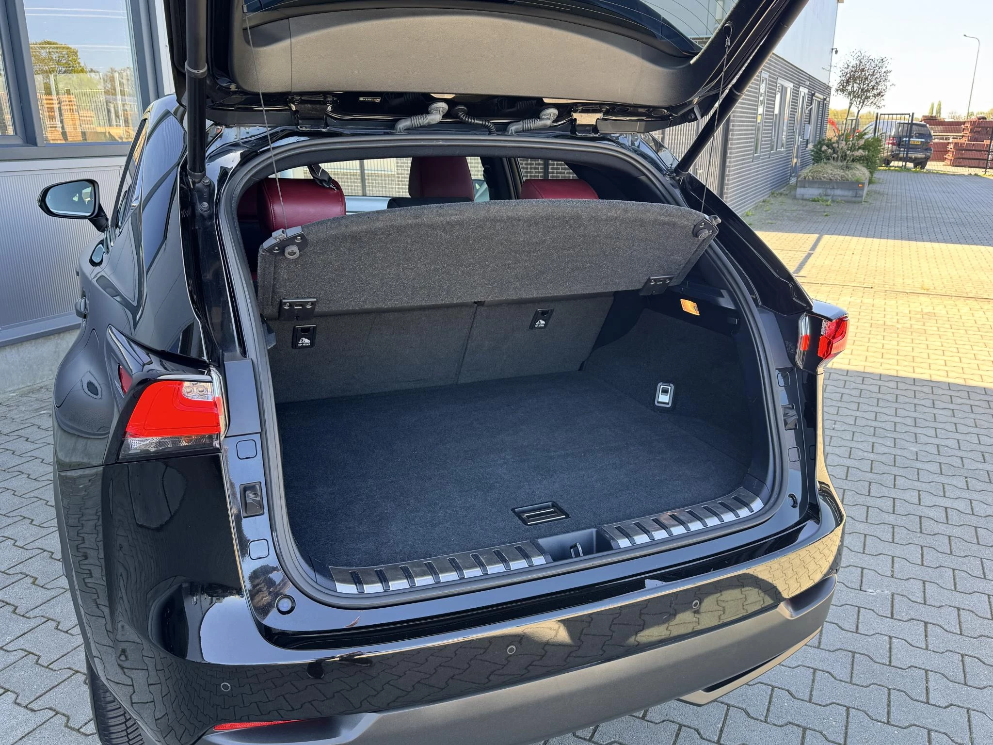 Hoofdafbeelding Lexus NX