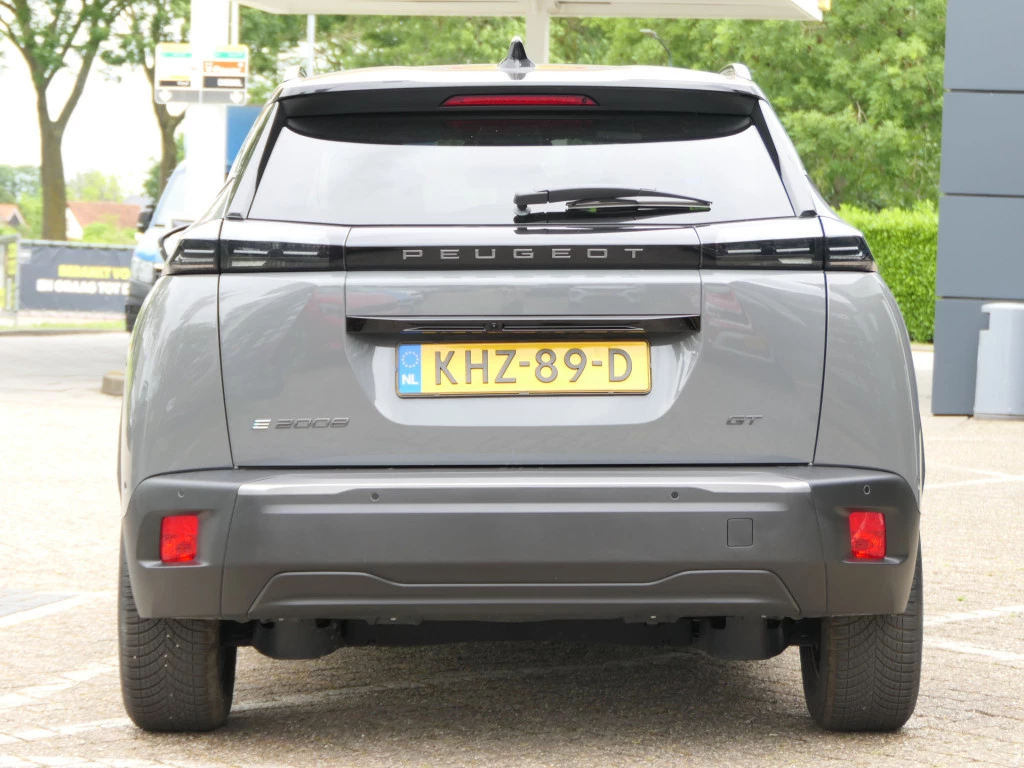 Hoofdafbeelding Peugeot e-2008