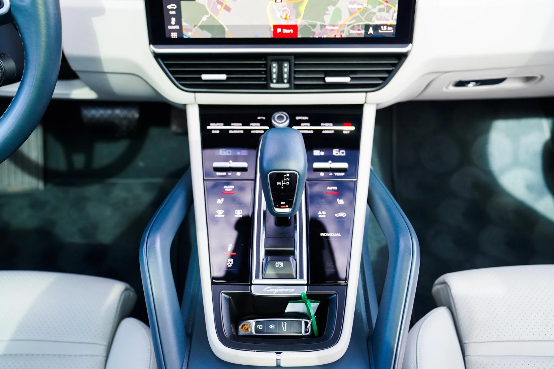 Hoofdafbeelding Porsche Cayenne