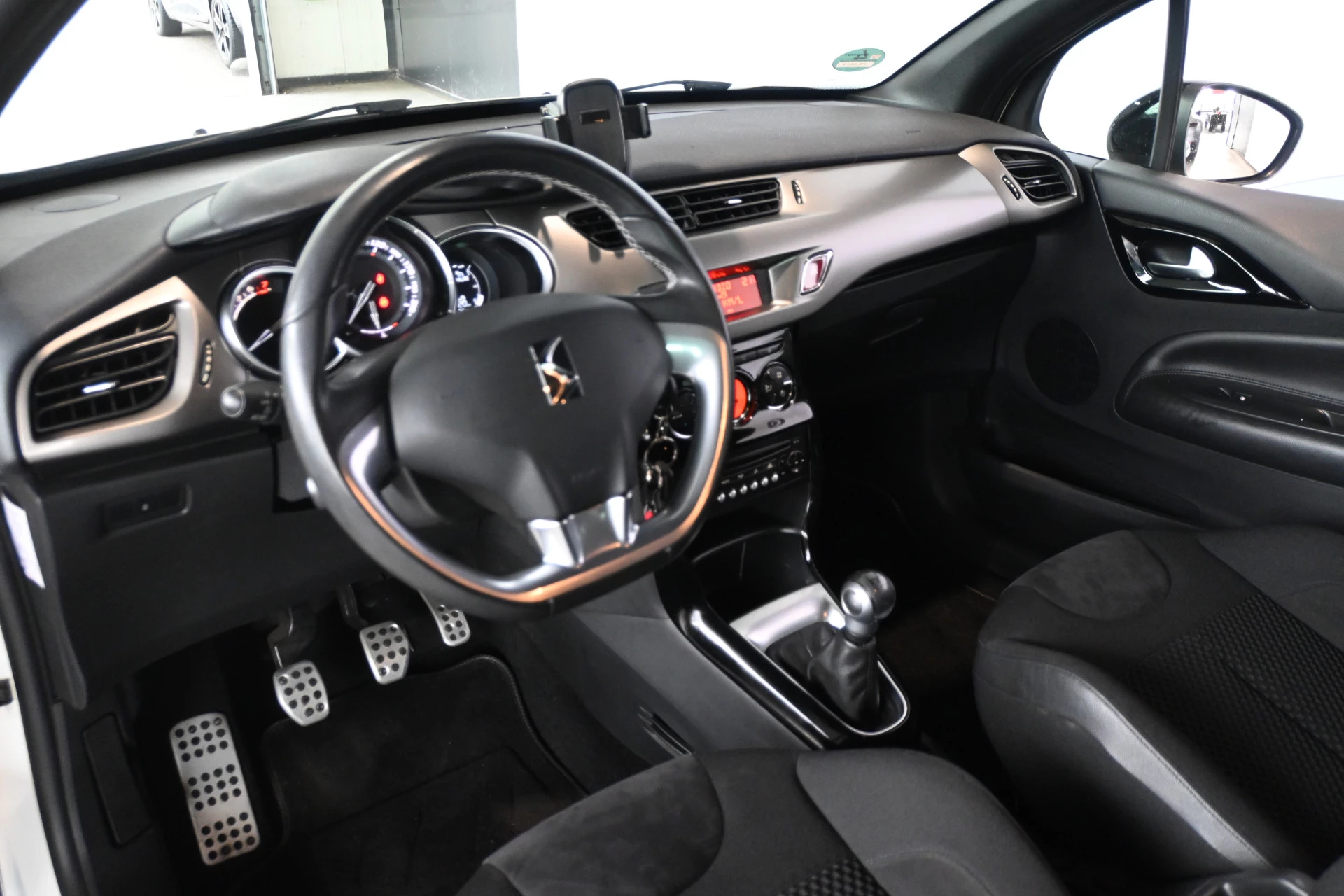 Hoofdafbeelding DS DS 3