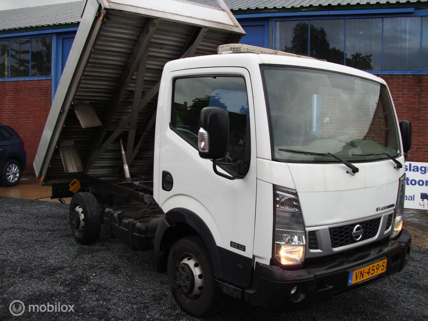 Hoofdafbeelding Nissan NT400 kipper