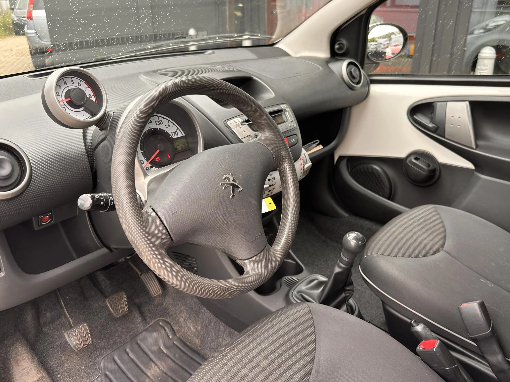 Hoofdafbeelding Peugeot 107
