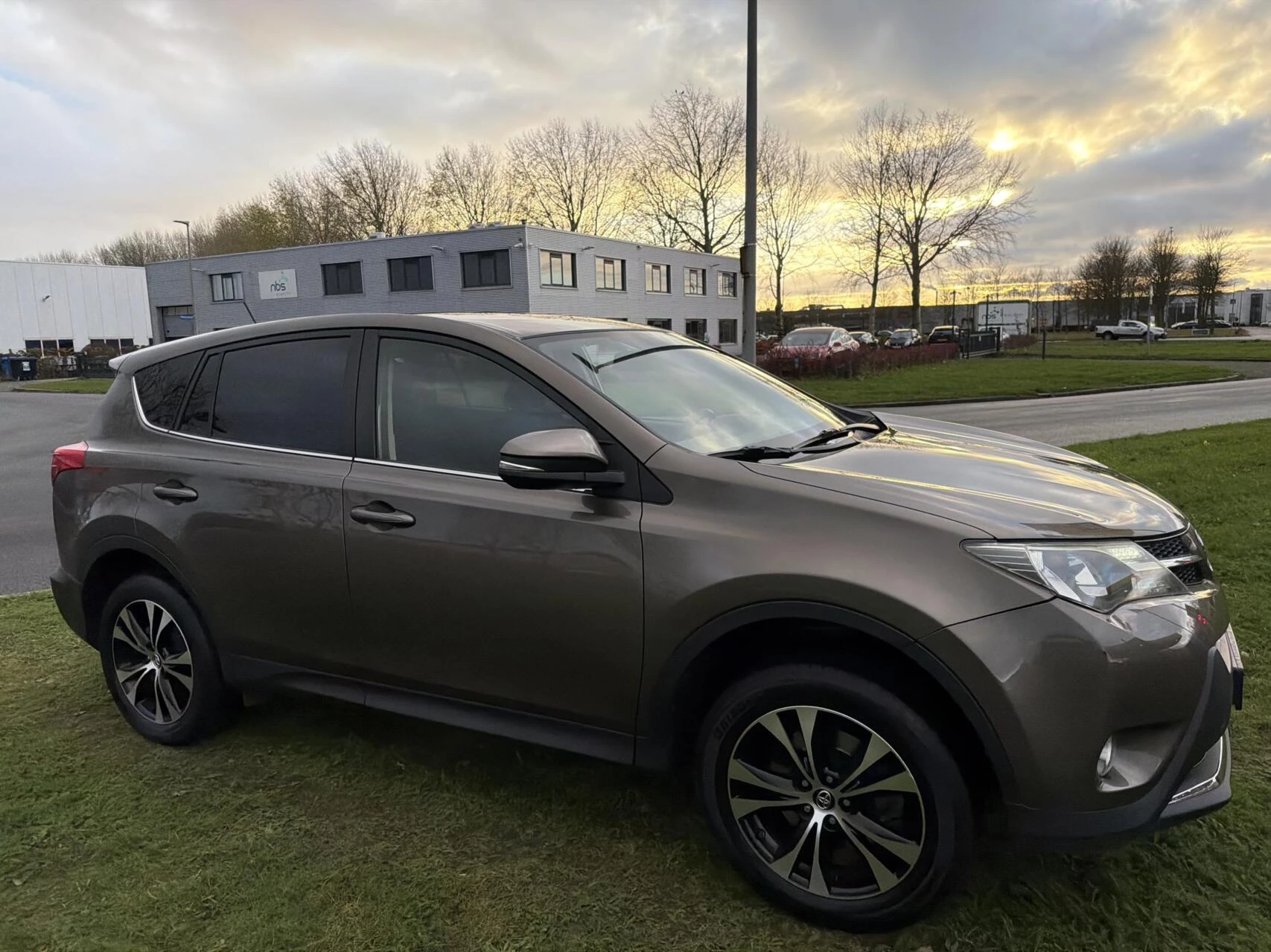 Hoofdafbeelding Toyota RAV4