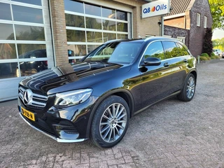Mercedes-Benz GLC 250 4 MATIC AMG LINE 210 pk met trekhaak.