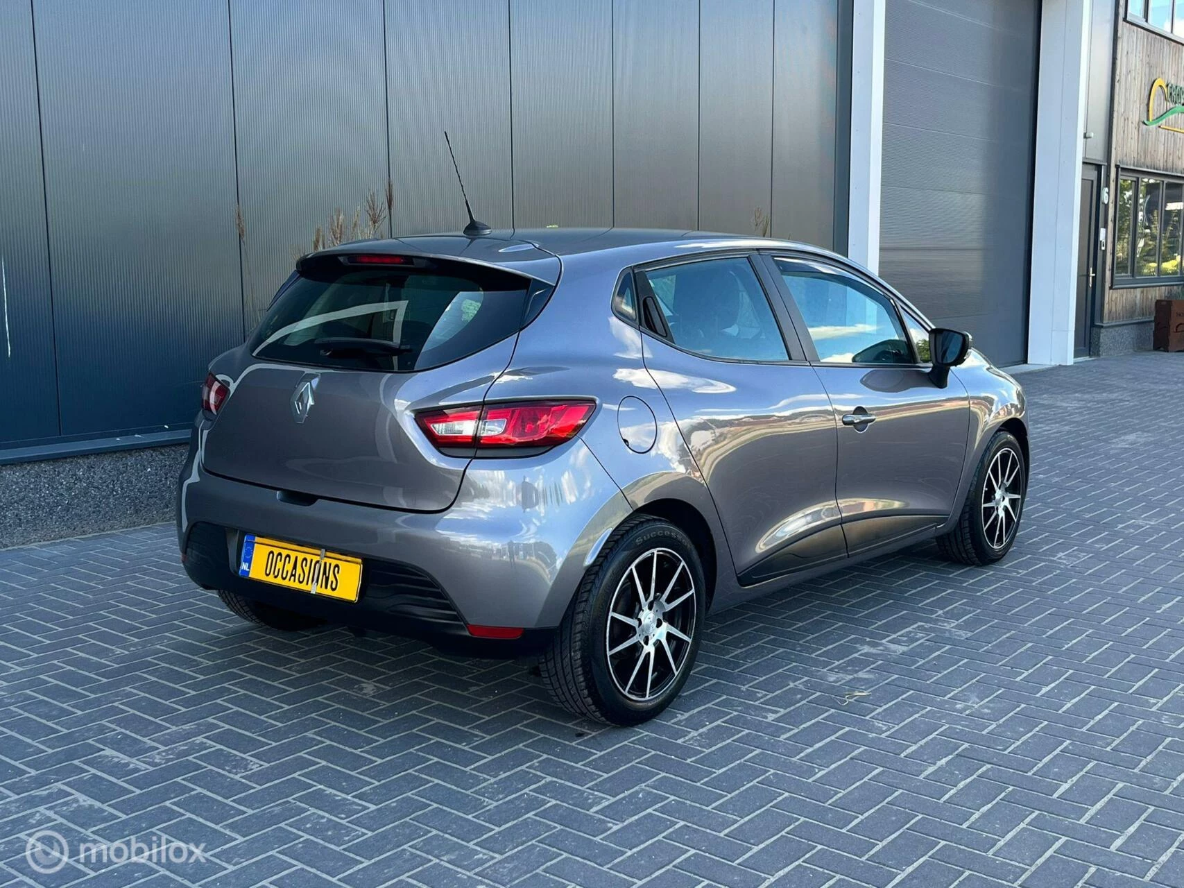 Hoofdafbeelding Renault Clio