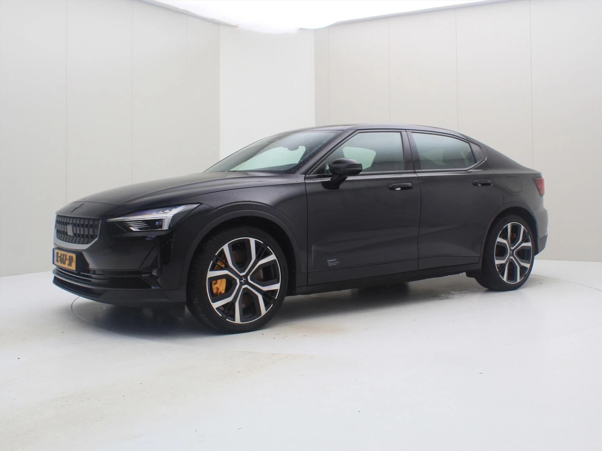 Hoofdafbeelding Polestar 2