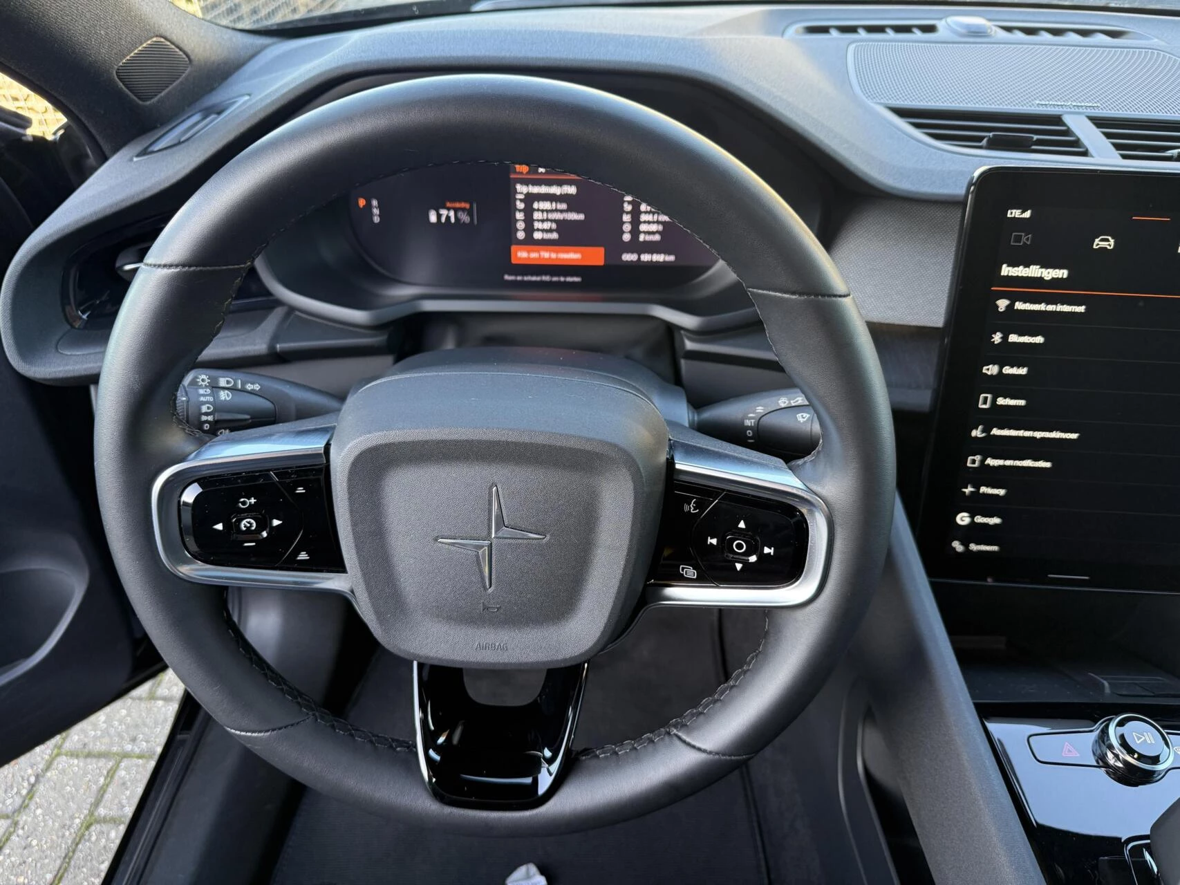 Hoofdafbeelding Polestar 2