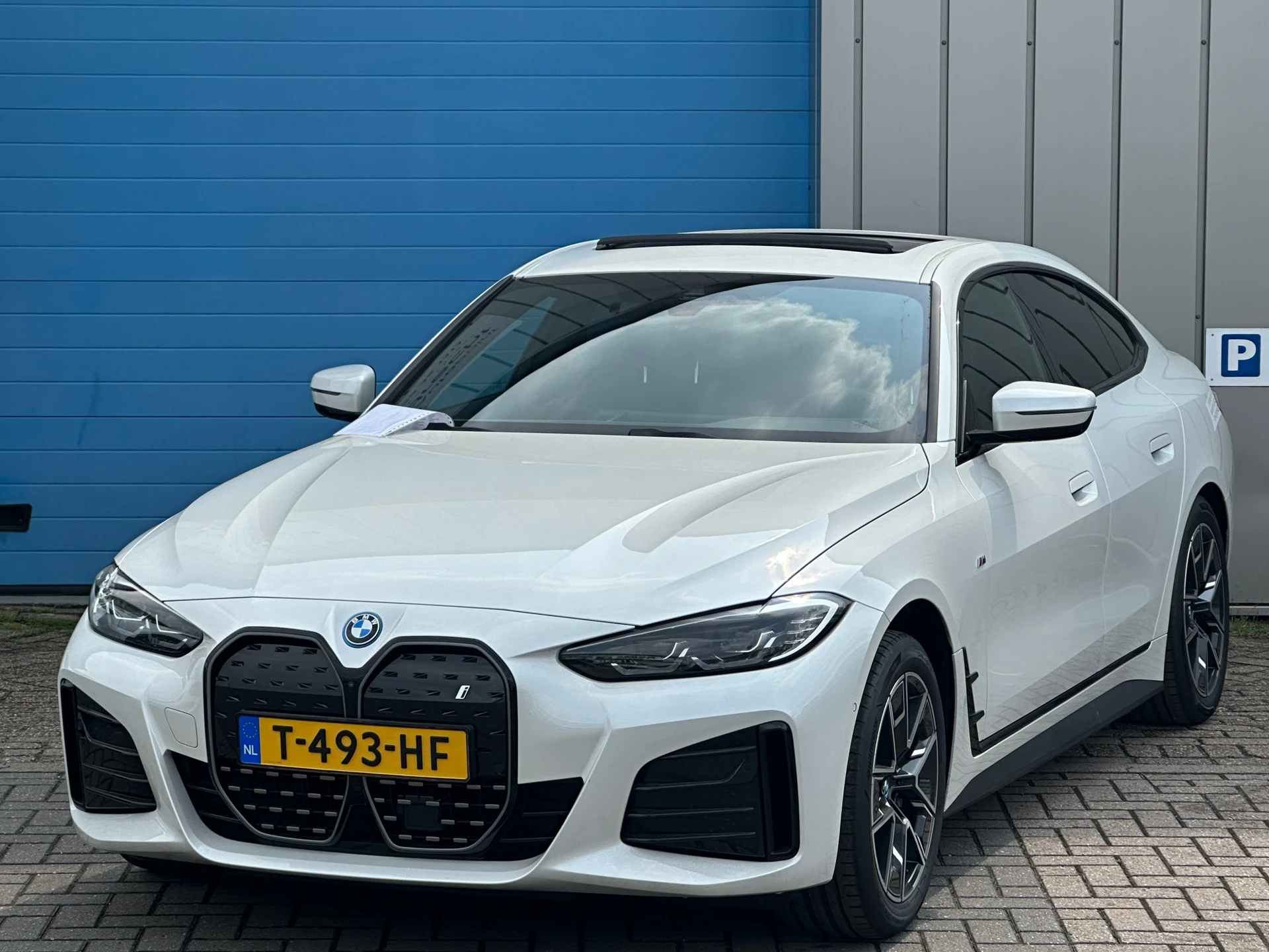 Hoofdafbeelding BMW i4