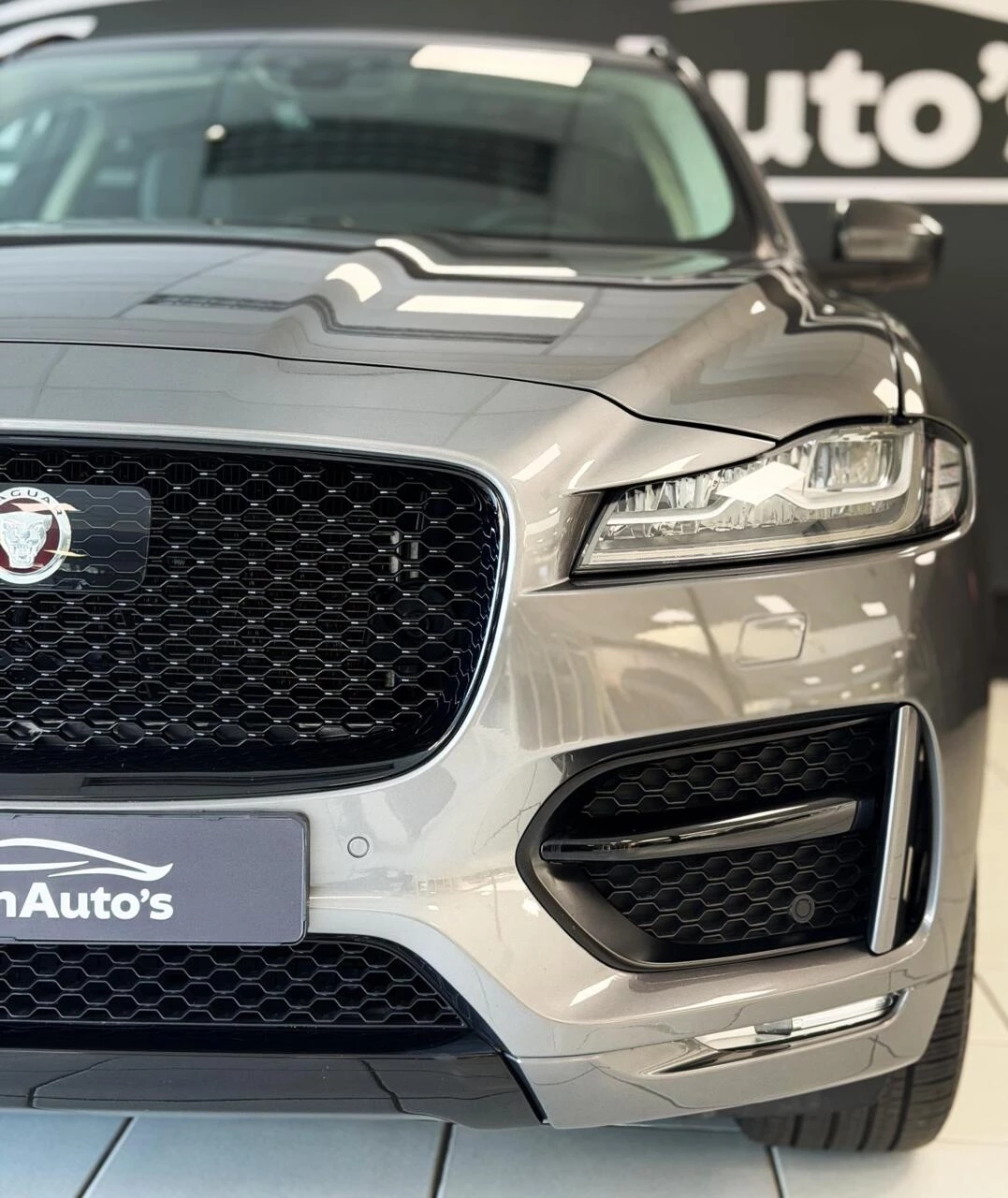 Hoofdafbeelding Jaguar F-PACE