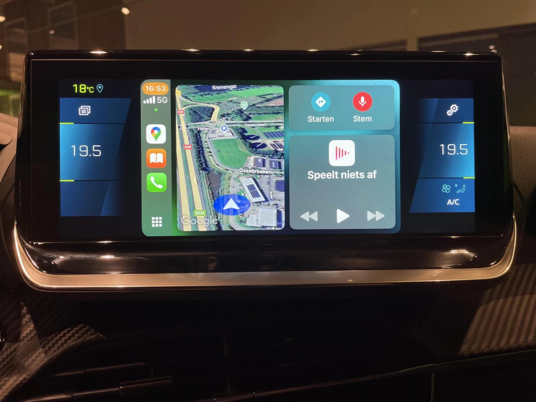 Hoofdafbeelding Peugeot e-208