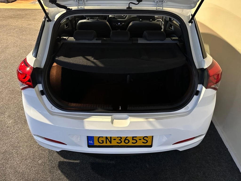 Hoofdafbeelding Hyundai i20