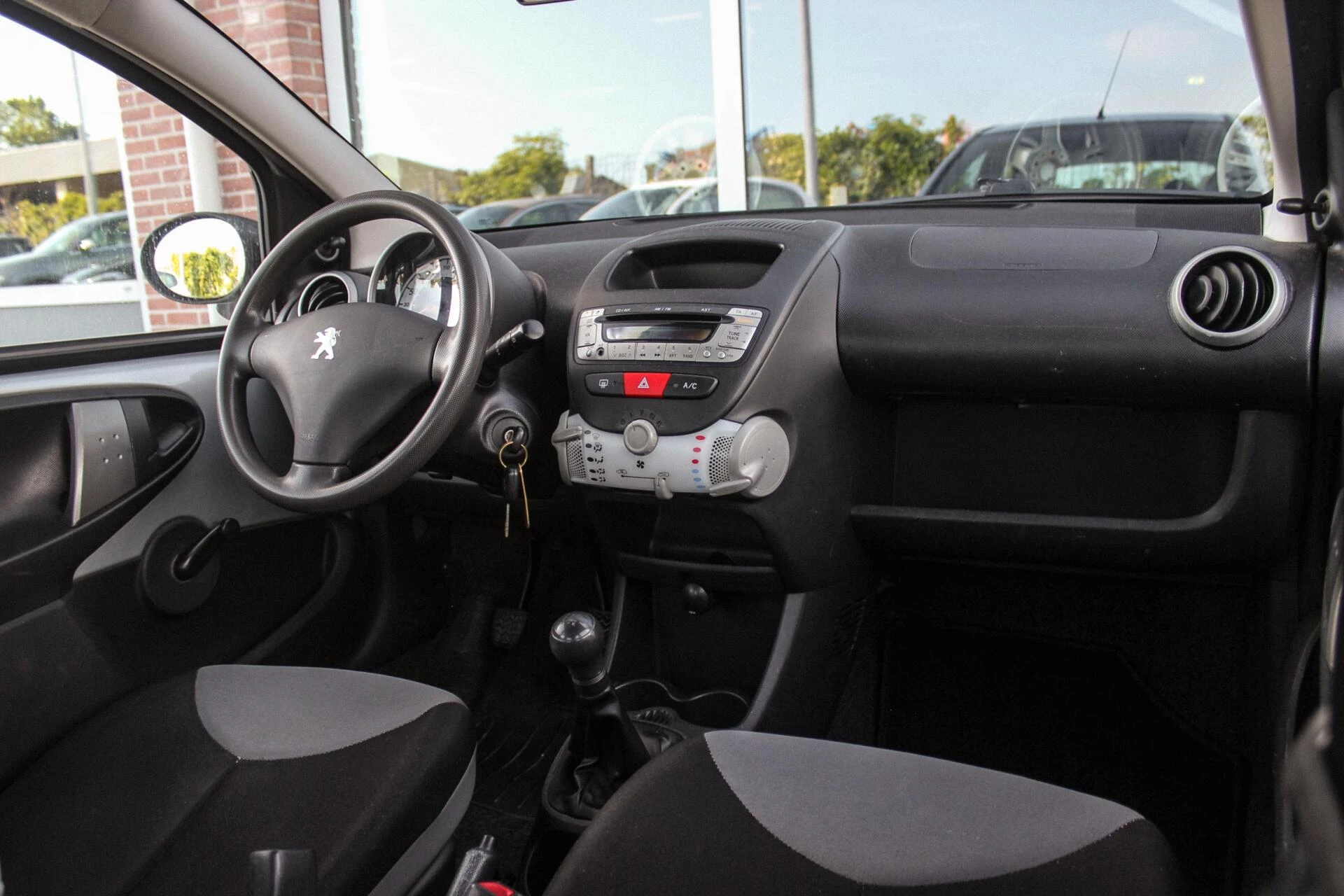 Hoofdafbeelding Peugeot 107