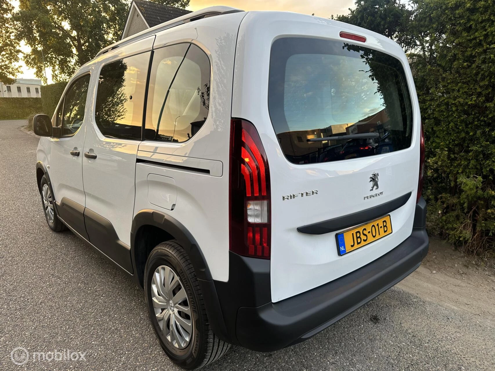 Hoofdafbeelding Peugeot Rifter