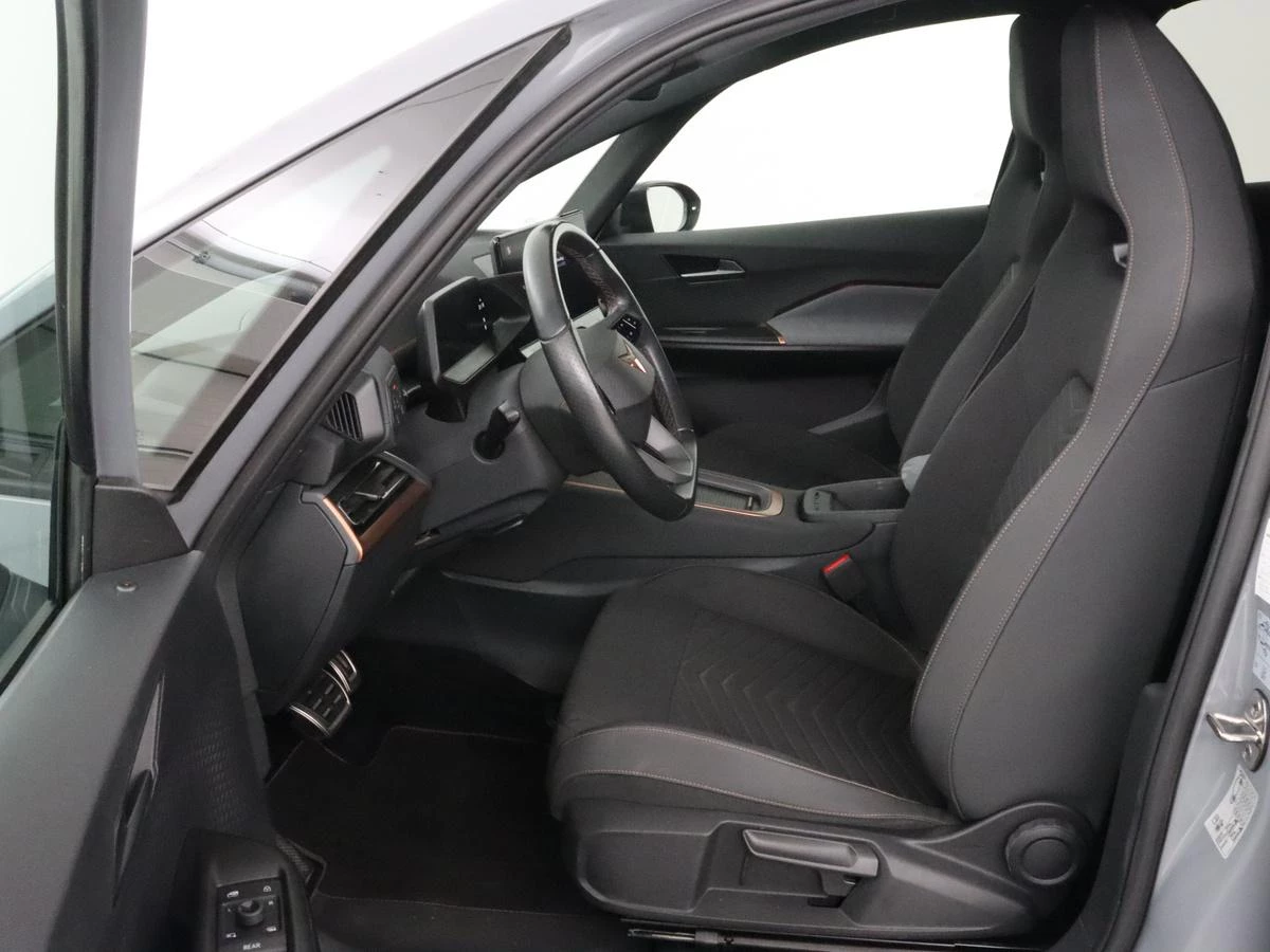 Hoofdafbeelding CUPRA Born