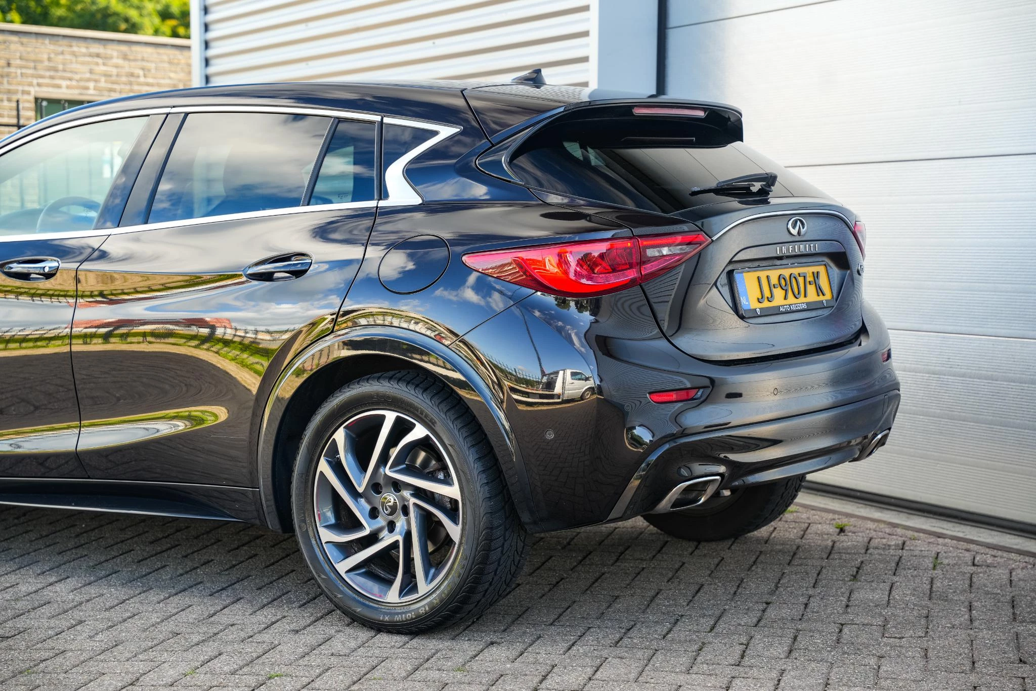 Hoofdafbeelding Infiniti Q