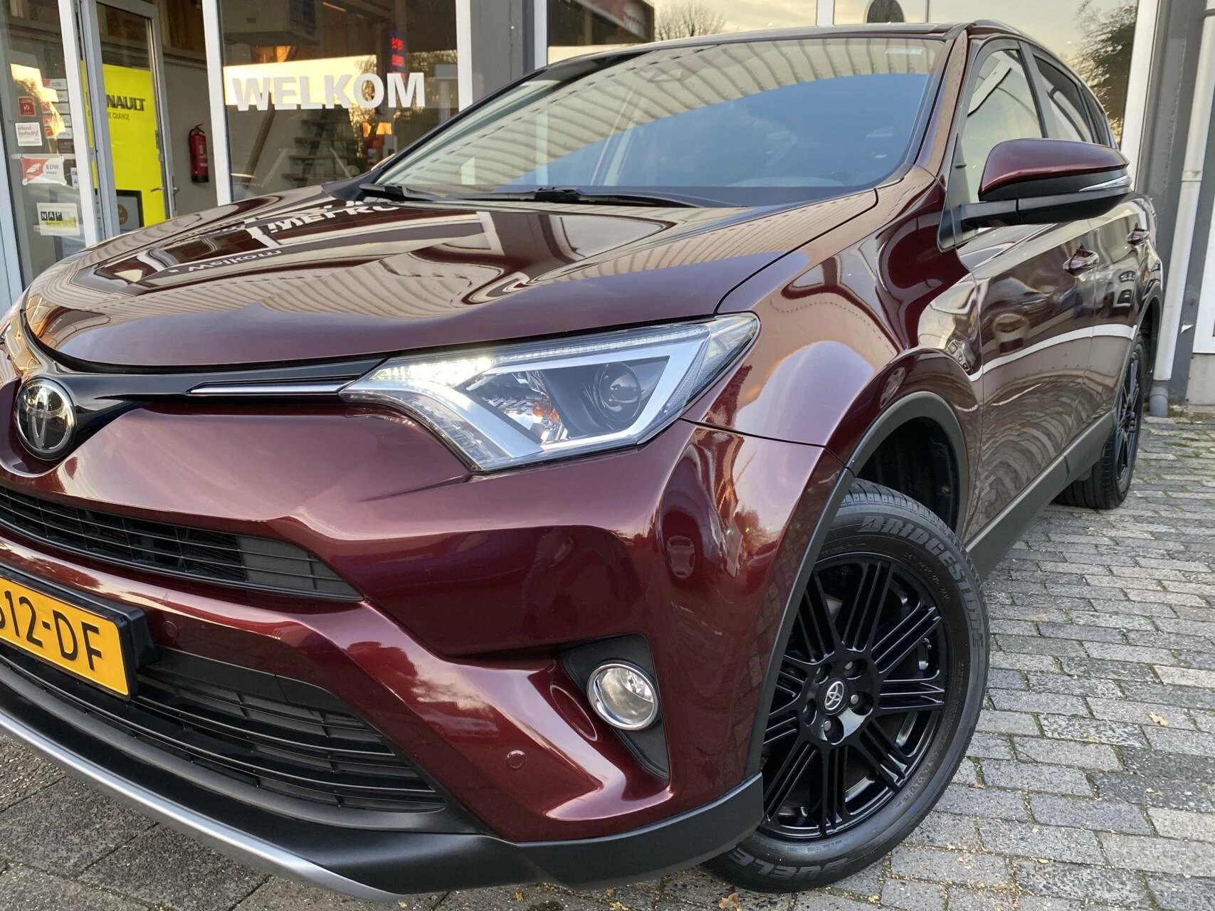 Hoofdafbeelding Toyota RAV4