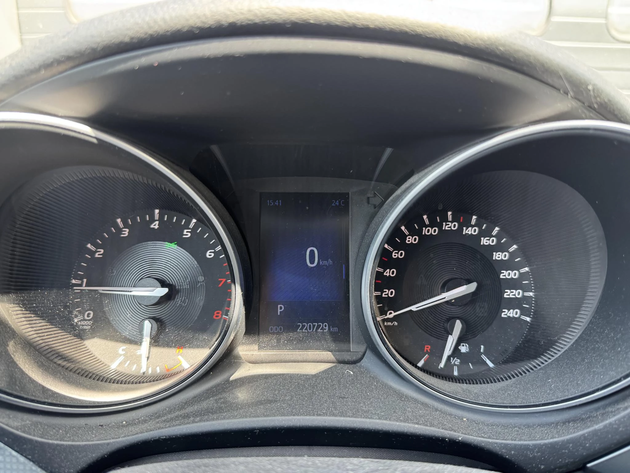 Hoofdafbeelding Toyota Avensis