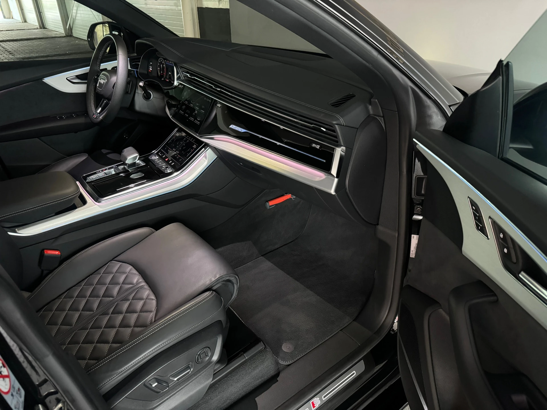 Hoofdafbeelding Audi Q8