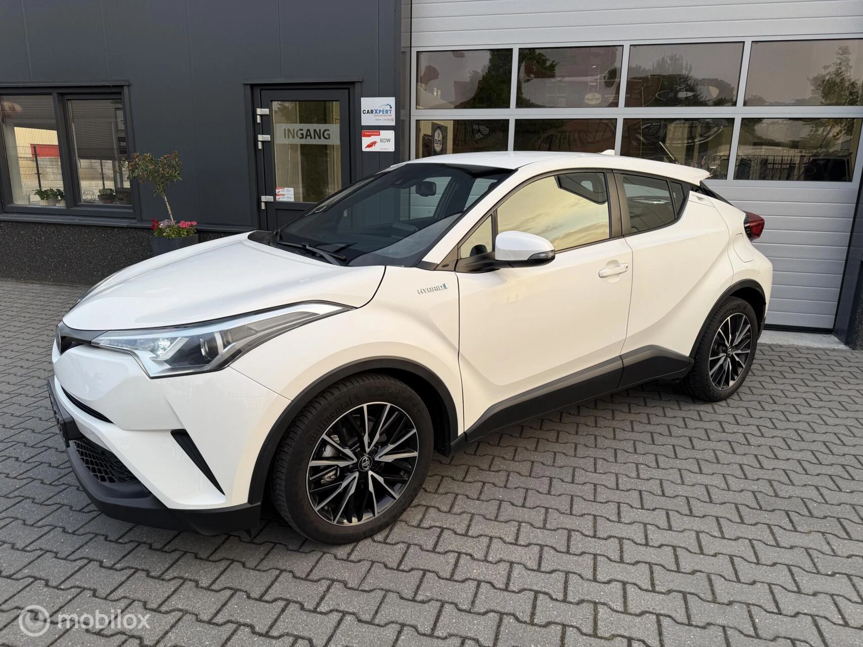 Hoofdafbeelding Toyota C-HR
