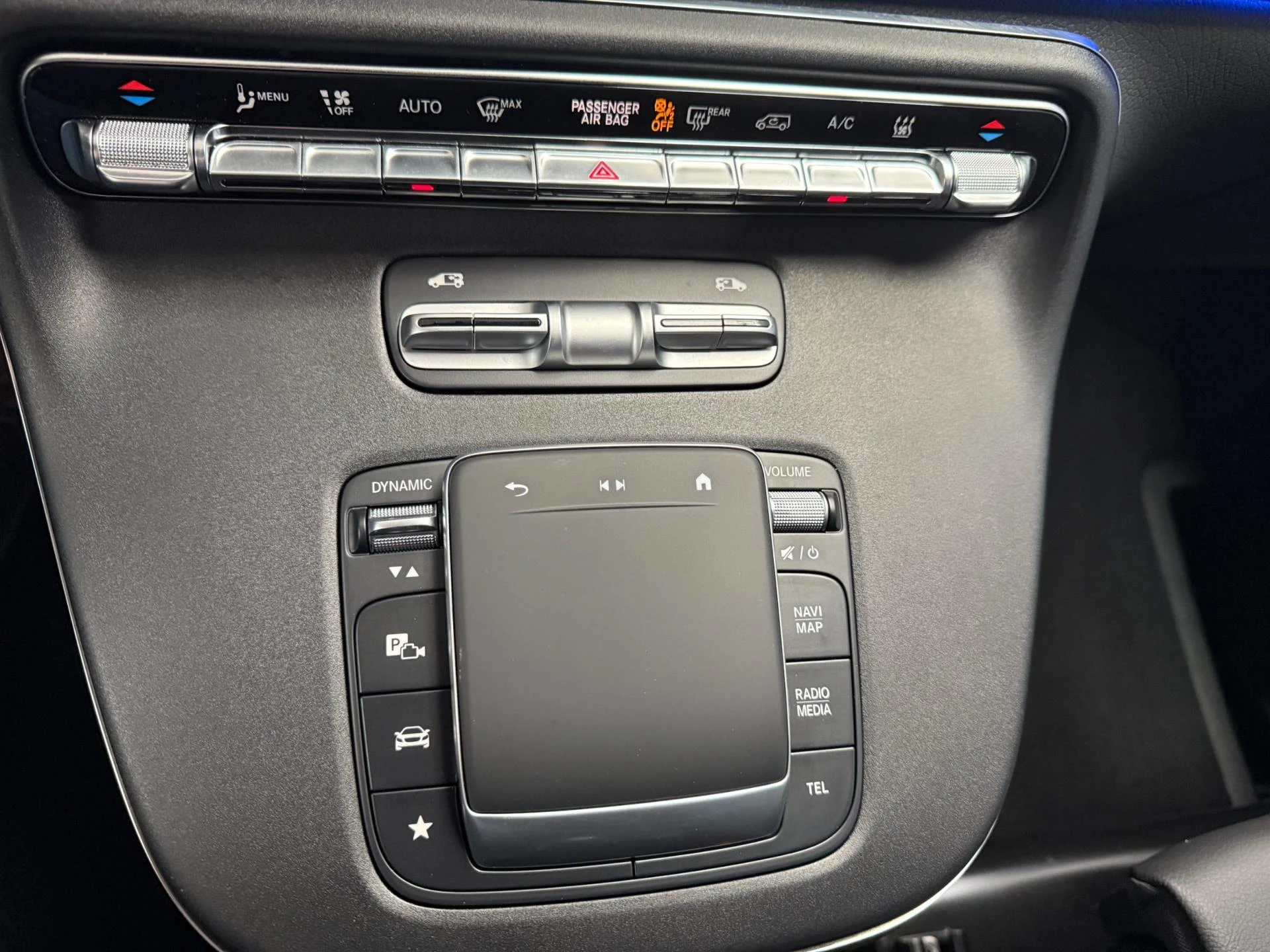Hoofdafbeelding Mercedes-Benz EQV
