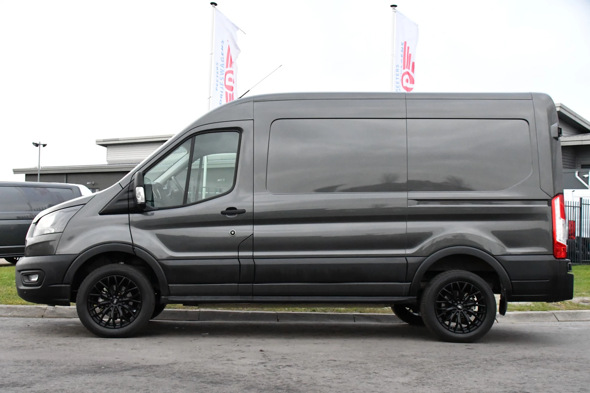 Hoofdafbeelding Ford E-Transit