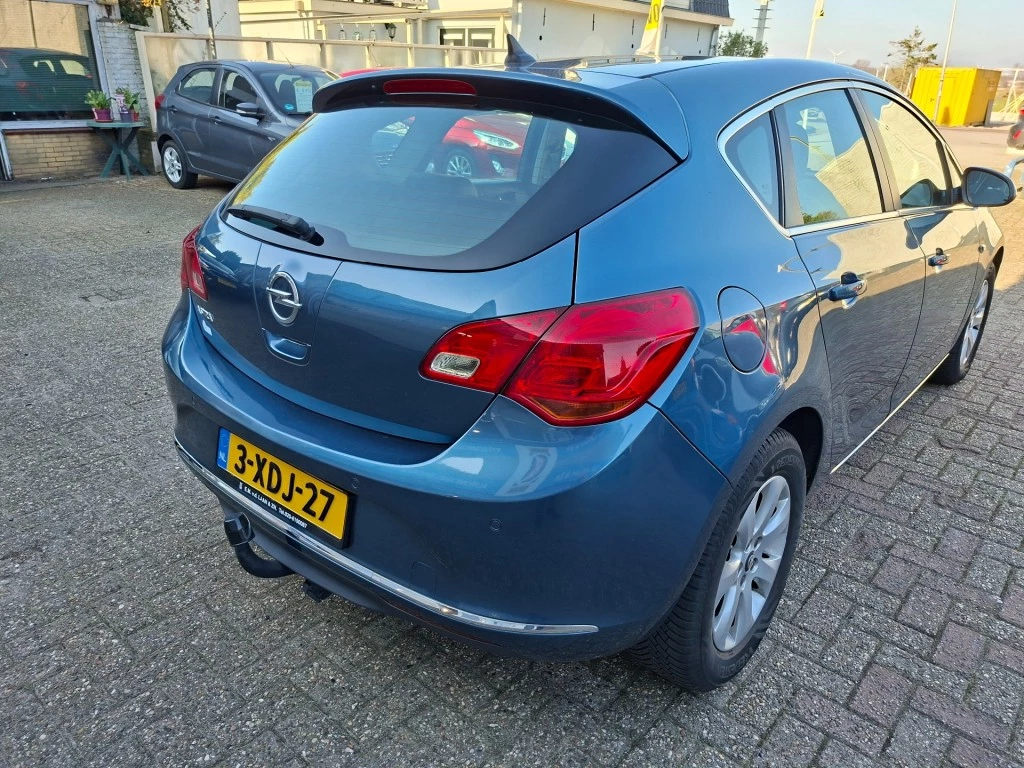 Hoofdafbeelding Opel Astra