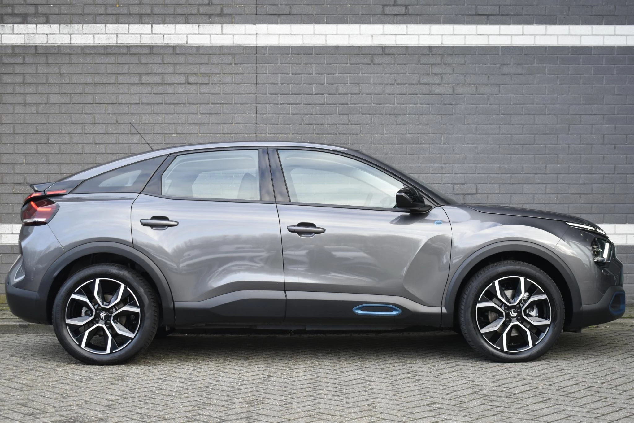 Hoofdafbeelding Citroën ë-C4