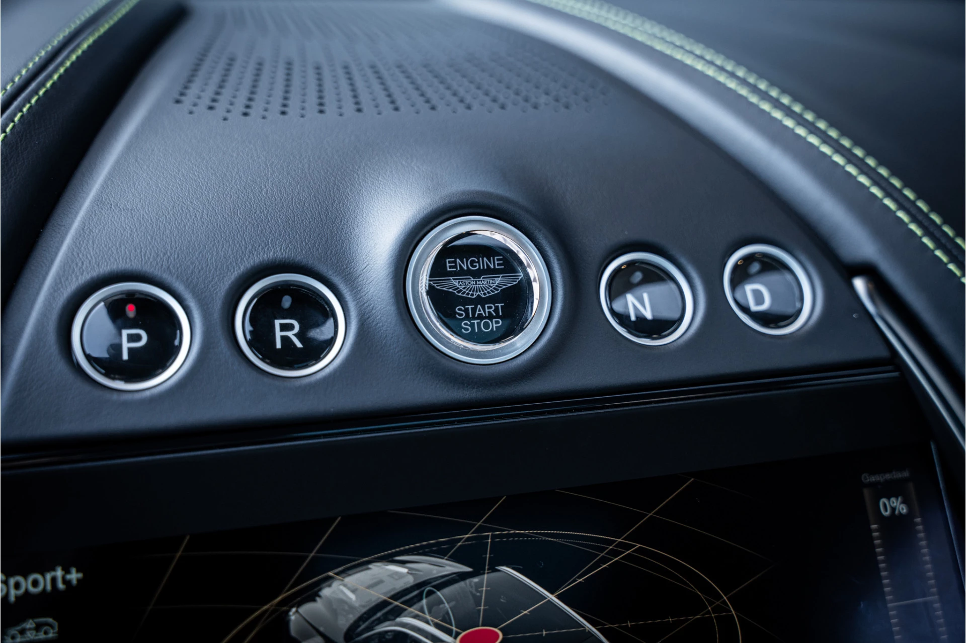 Hoofdafbeelding Aston Martin DBX