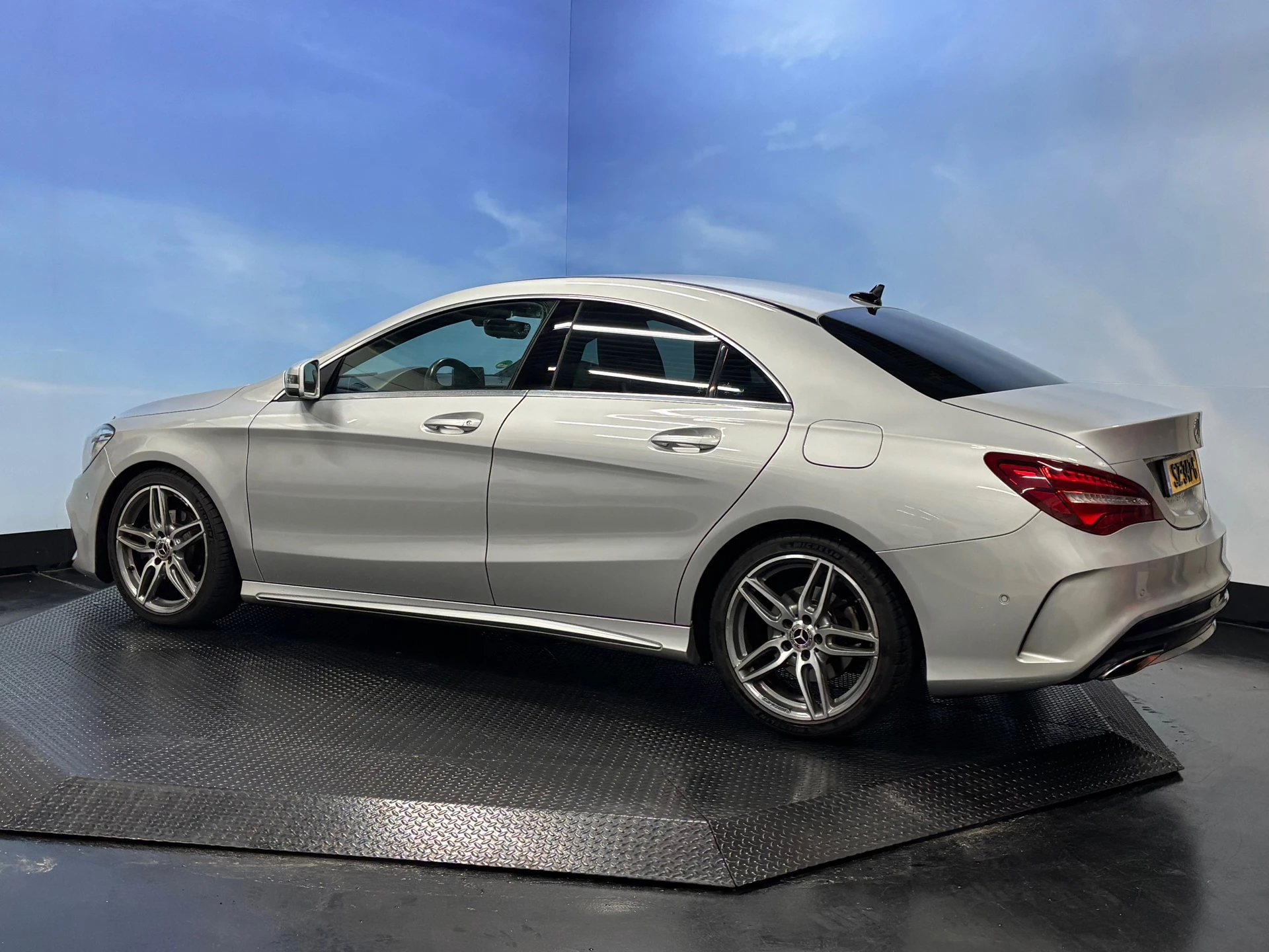Hoofdafbeelding Mercedes-Benz CLA