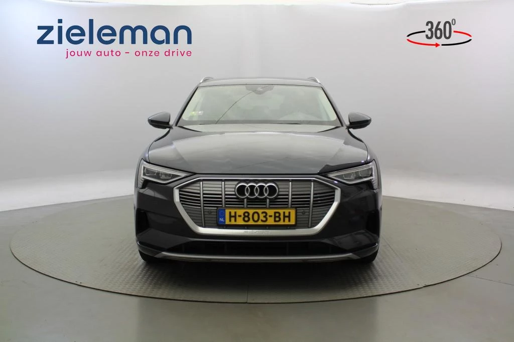 Hoofdafbeelding Audi e-tron