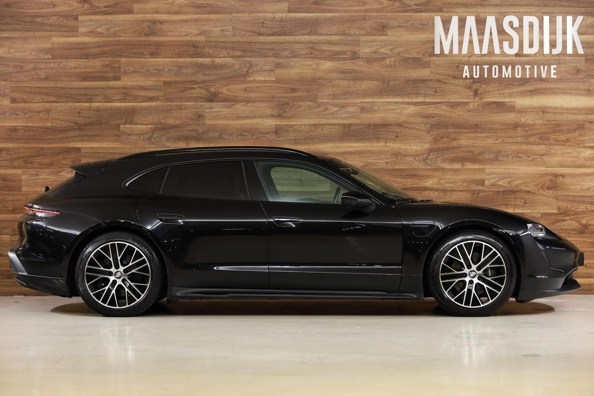 Hoofdafbeelding Porsche Taycan
