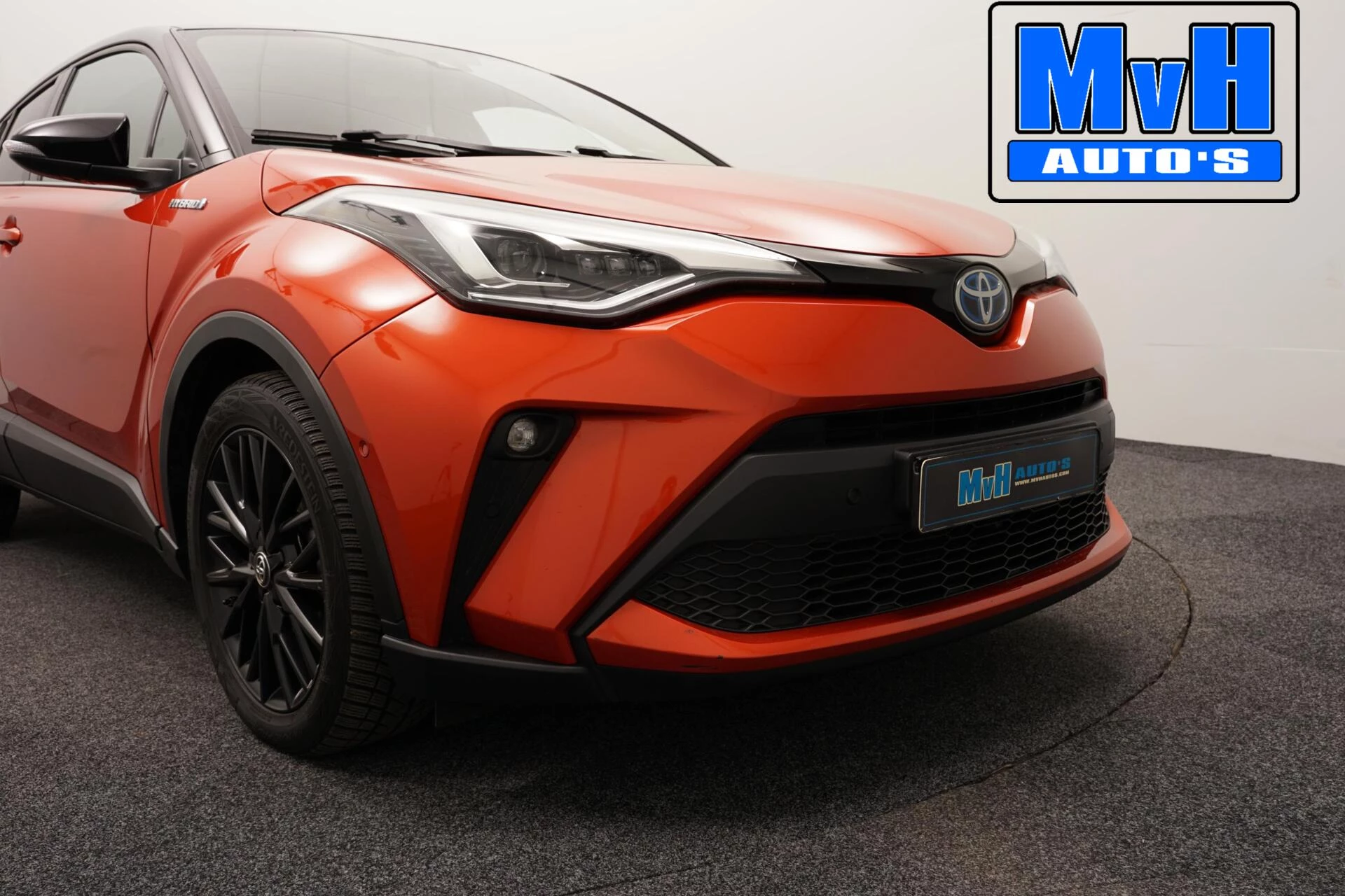 Hoofdafbeelding Toyota C-HR