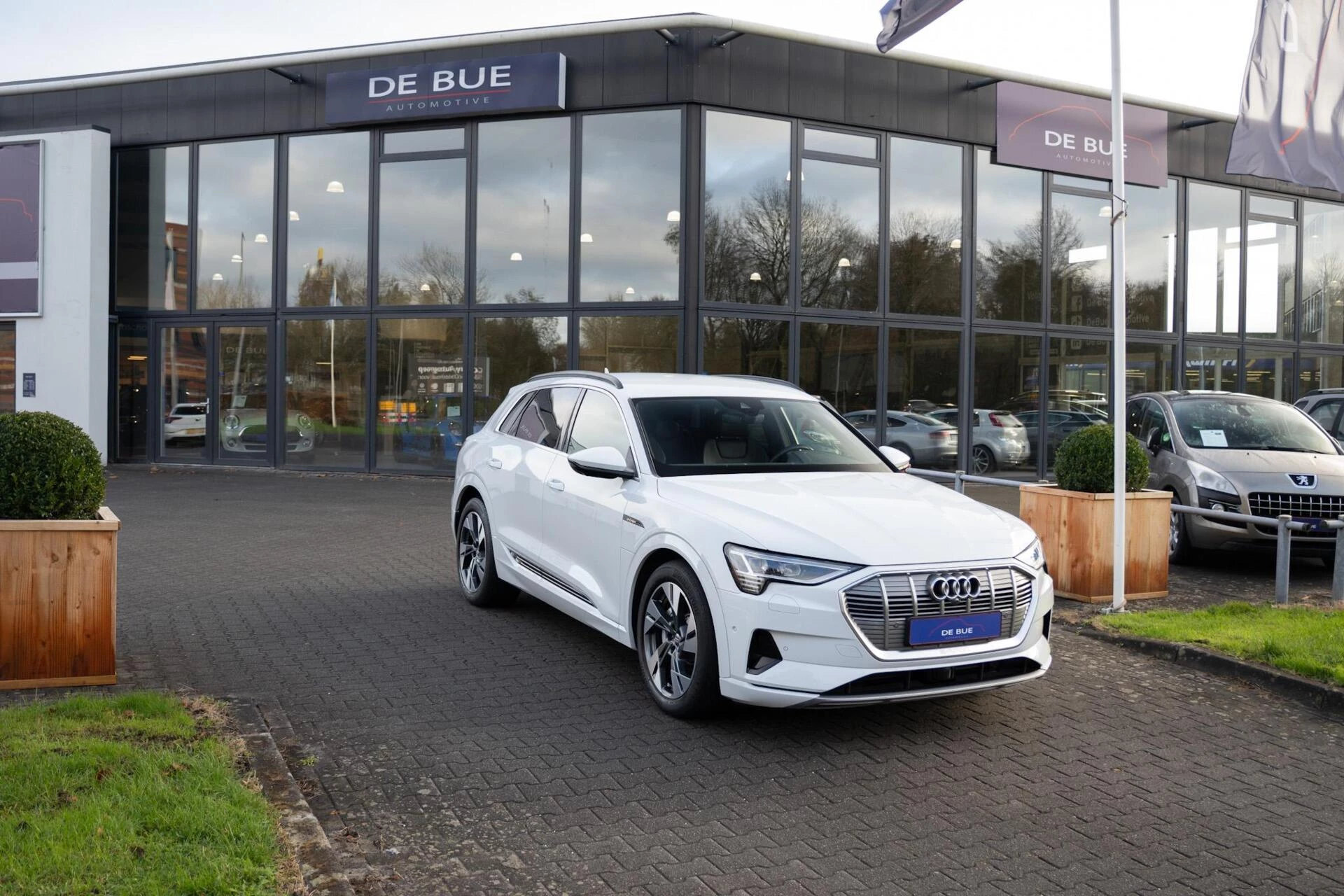 Hoofdafbeelding Audi e-tron