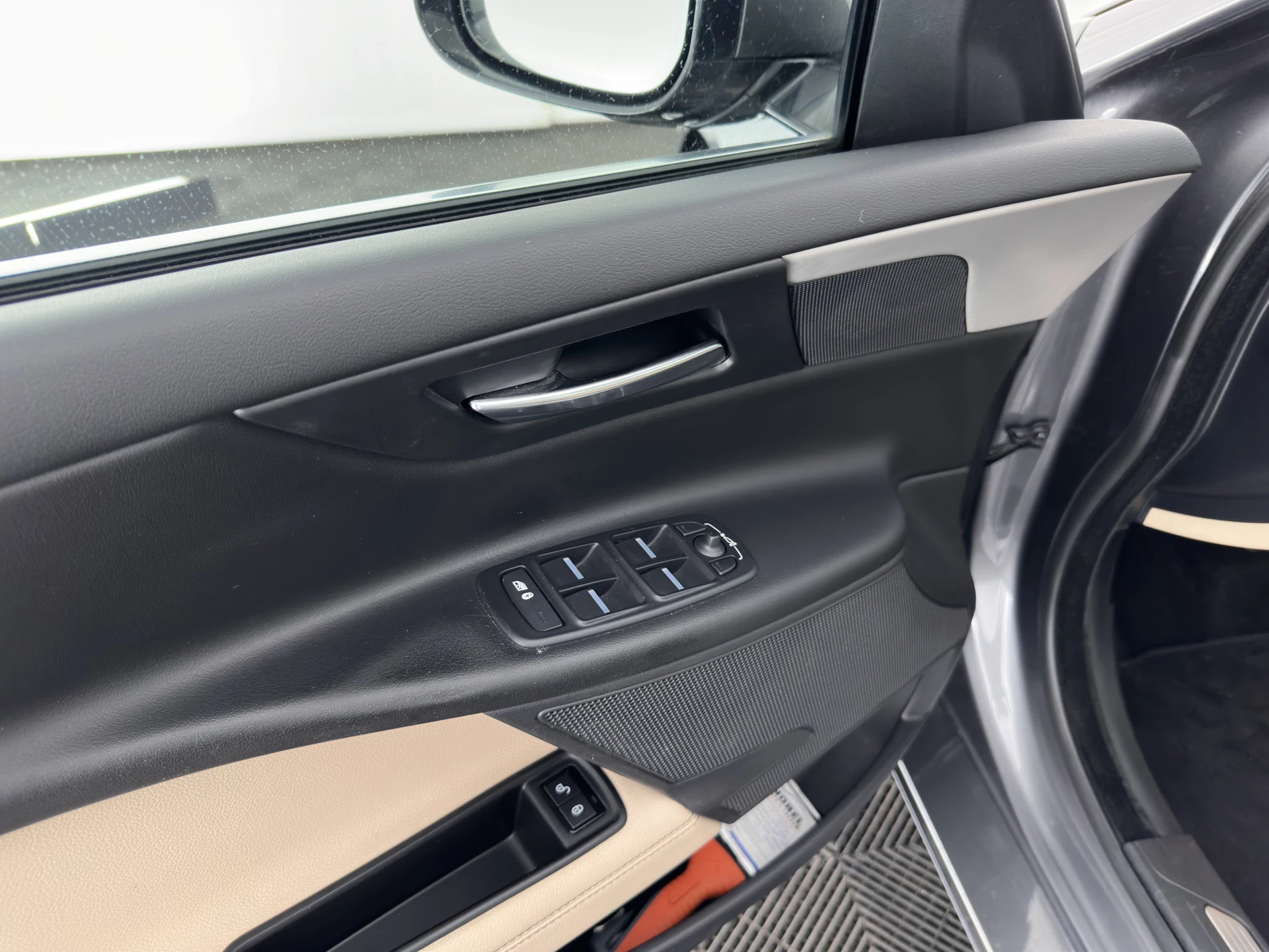 Hoofdafbeelding Jaguar XE