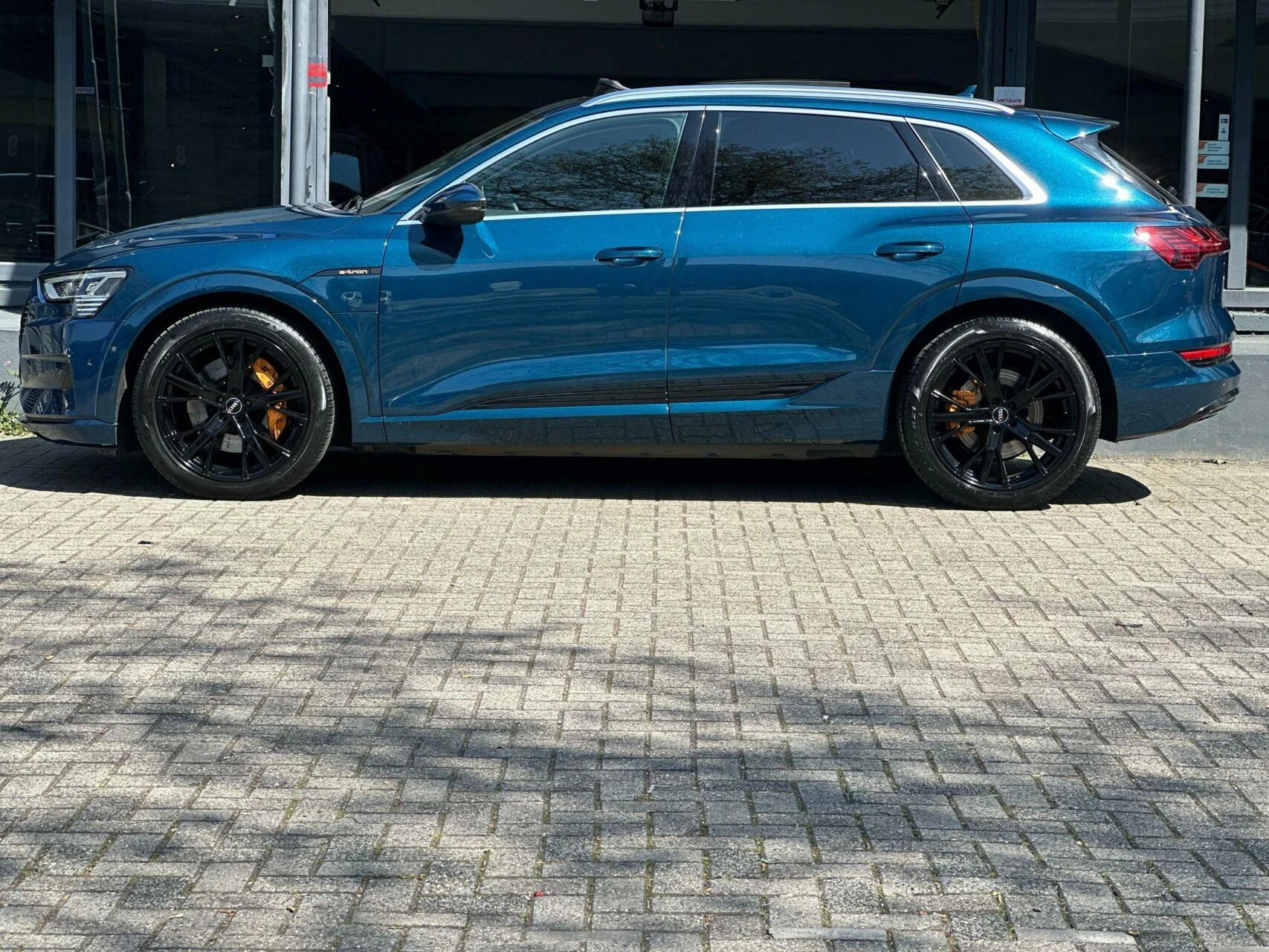 Hoofdafbeelding Audi e-tron