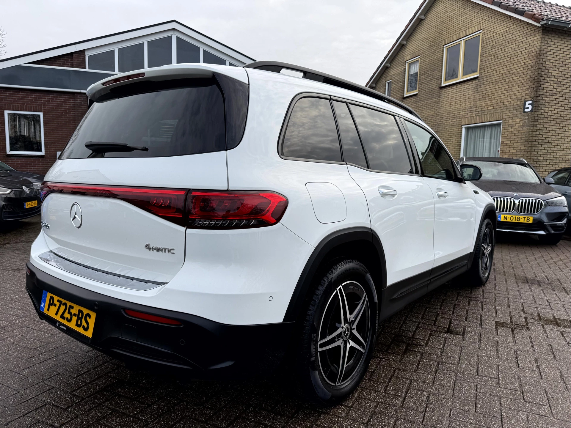 Hoofdafbeelding Mercedes-Benz EQB