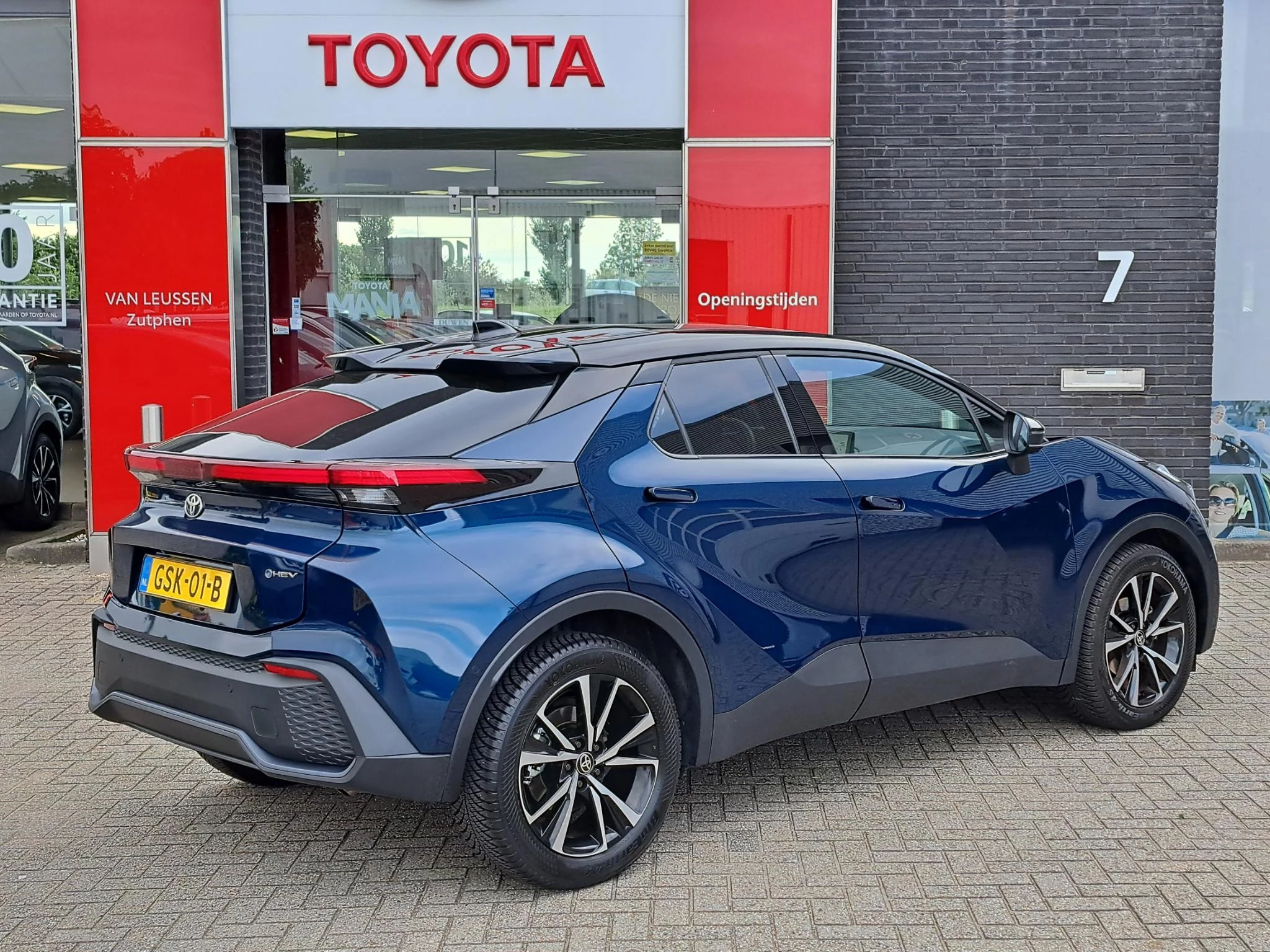 Hoofdafbeelding Toyota C-HR