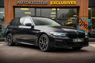 BMW 5-serie Touring 530e M-Pakket Panodak ACC Leer Camera Stoelverw. HUD Keyless Dode Hoek