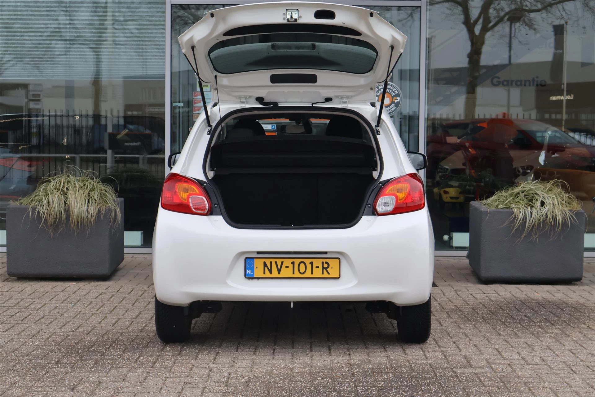 Hoofdafbeelding Mitsubishi Space Star