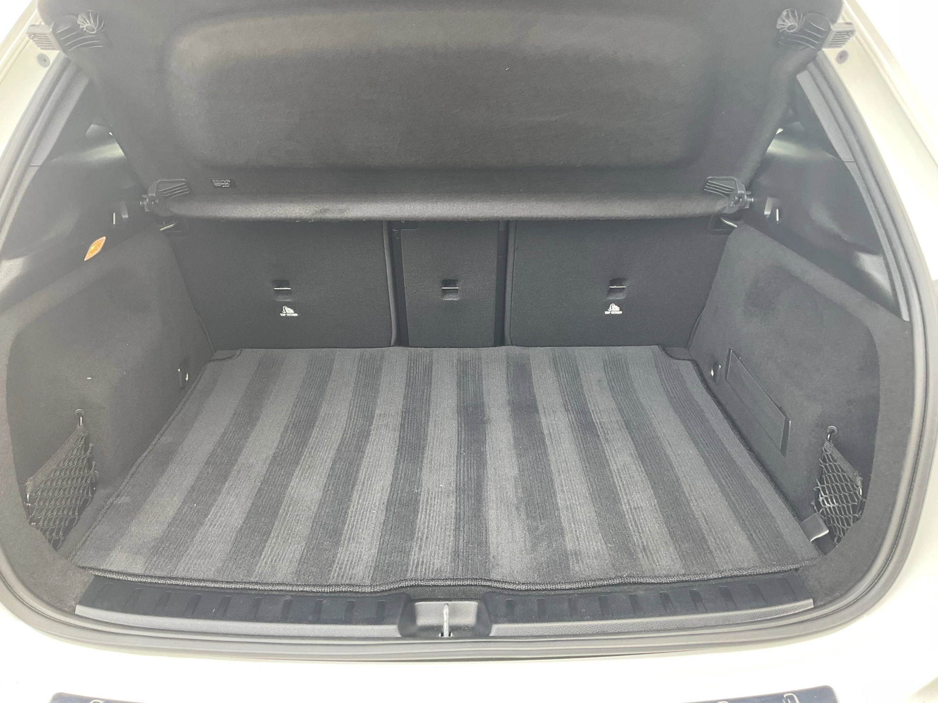 Hoofdafbeelding Mercedes-Benz EQA