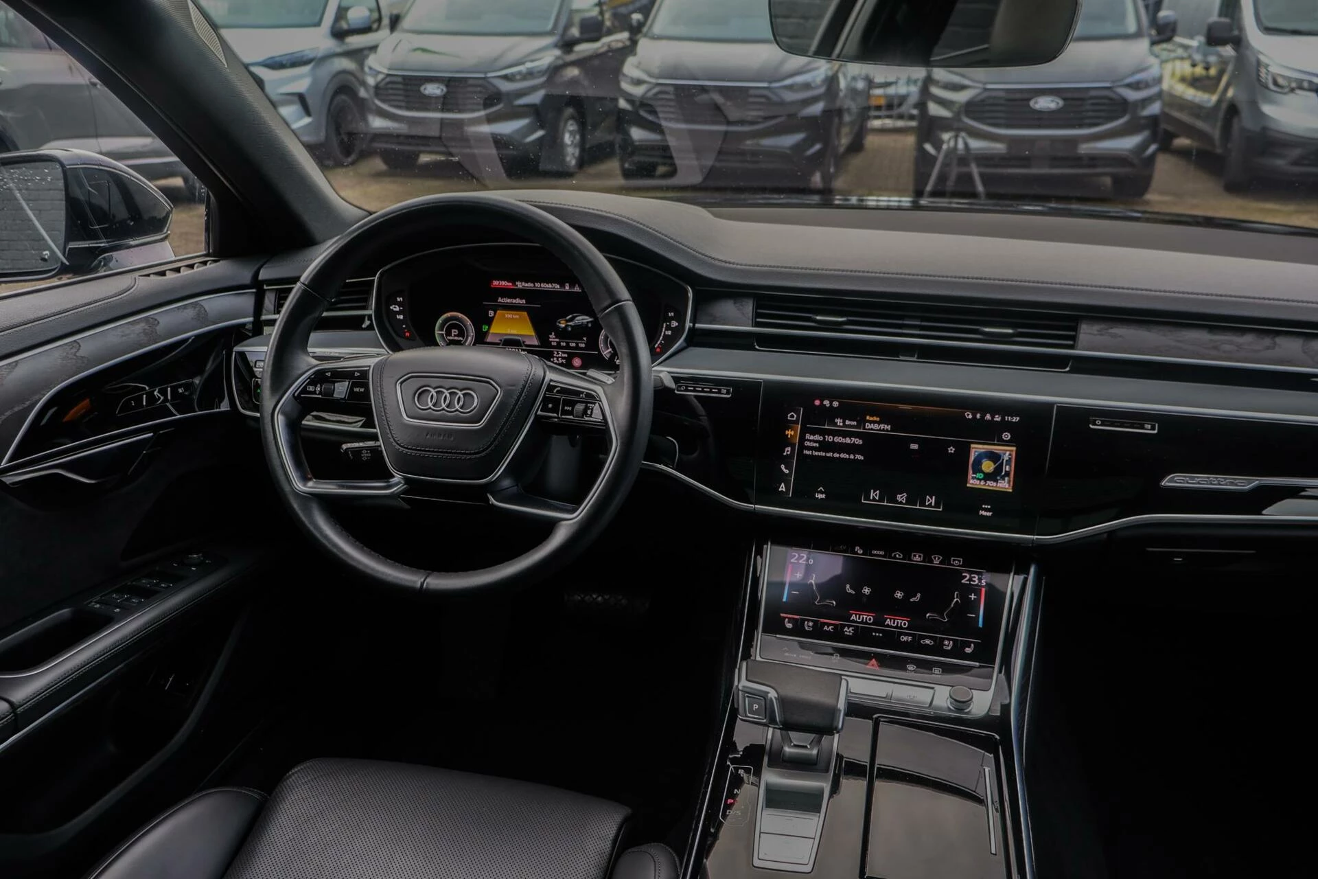 Hoofdafbeelding Audi A8