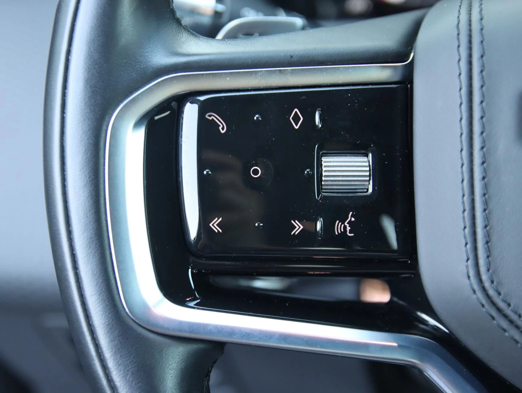 Hoofdafbeelding Land Rover Range Rover Velar