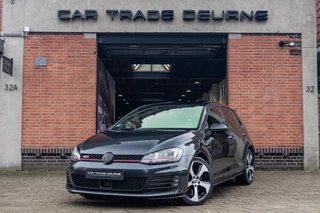Volkswagen Golf 2.0 TSI GTI Performance Pano / Camera / DCC