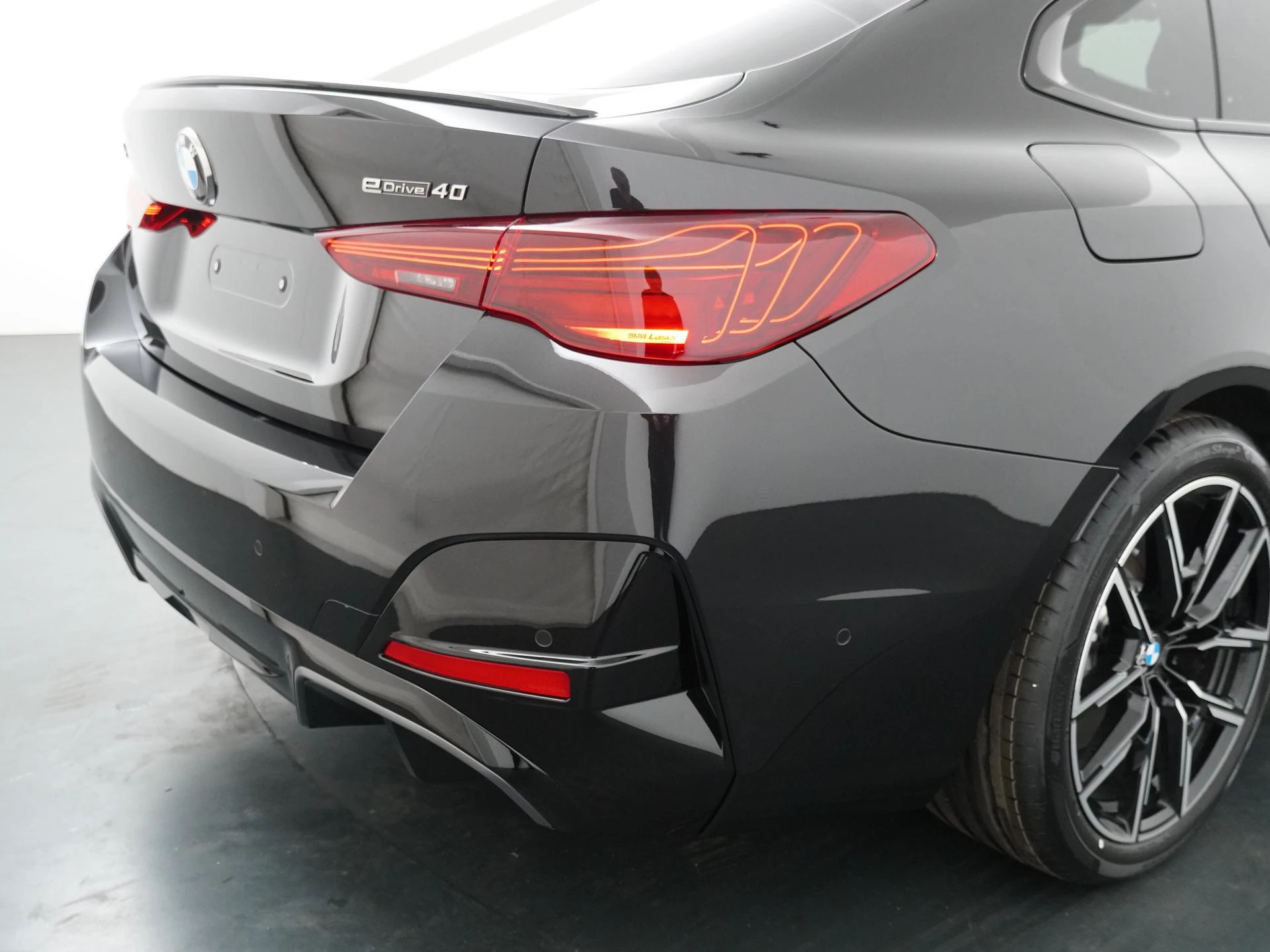 Hoofdafbeelding BMW i4