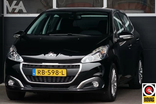 Peugeot 208 1.2 PureTech Blue Lease Executive, CarPlay, PDC