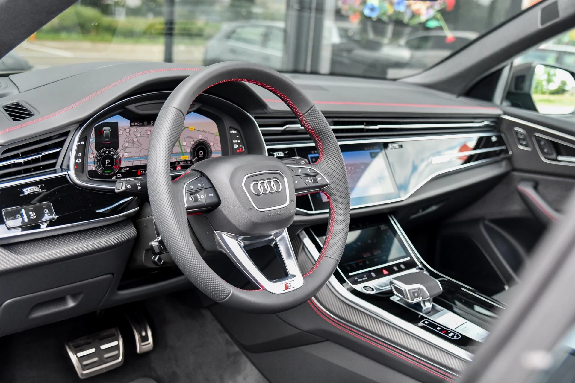 Hoofdafbeelding Audi Q8