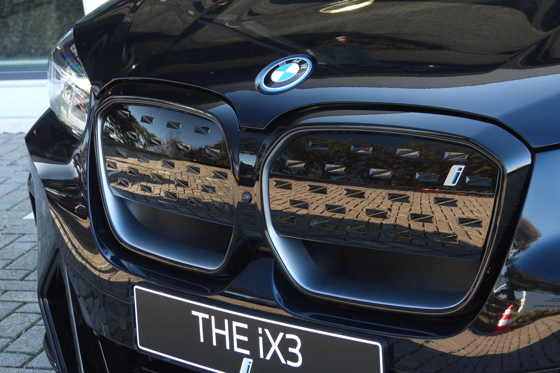 Hoofdafbeelding BMW iX3