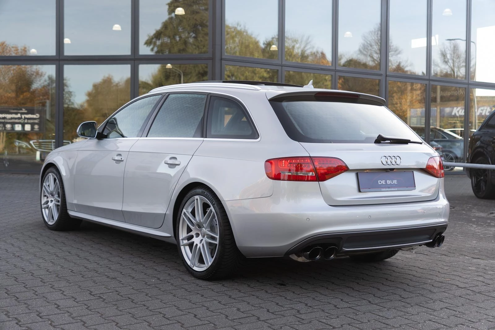 Hoofdafbeelding Audi S4
