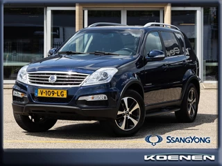 Hoofdafbeelding SsangYong Rexton SsangYong Rexton 2.2 E-XDI SAPPHIRE 3500kg Trekgewicht GRIJS Kenteken
